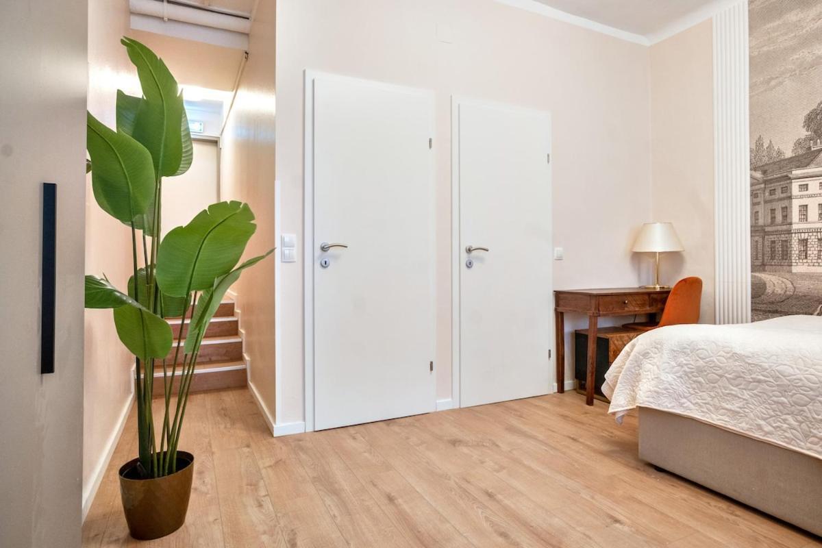 Apartment Votivpark I Self Check In Wien