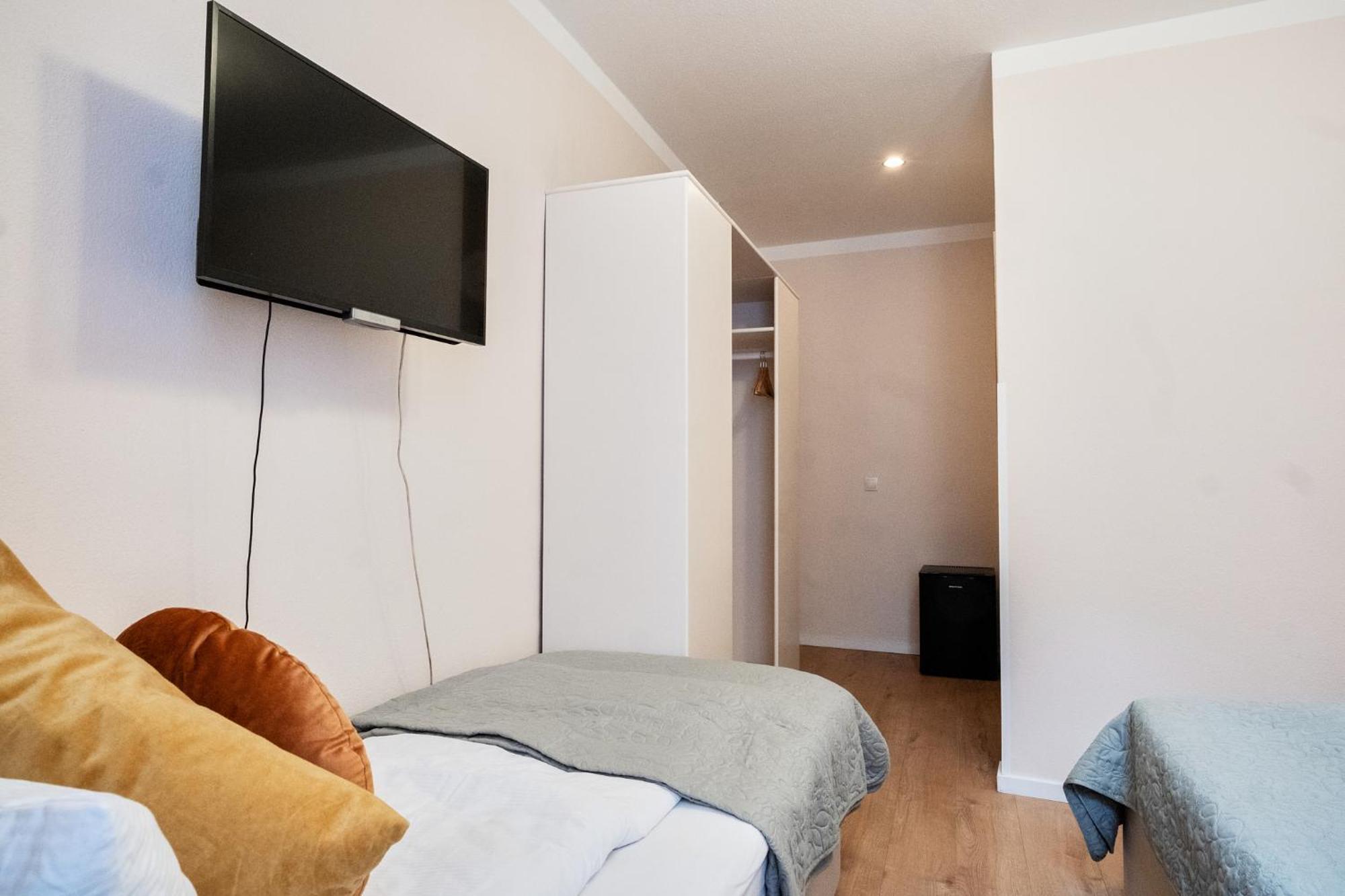 Votivpark I Self Check In Apartment *